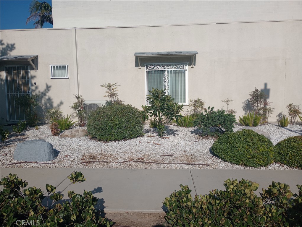 656 E San Bernardino Road