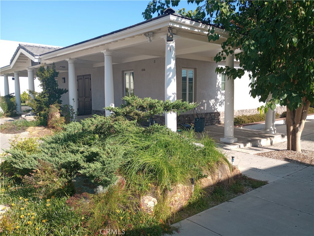 656 E San Bernardino Road