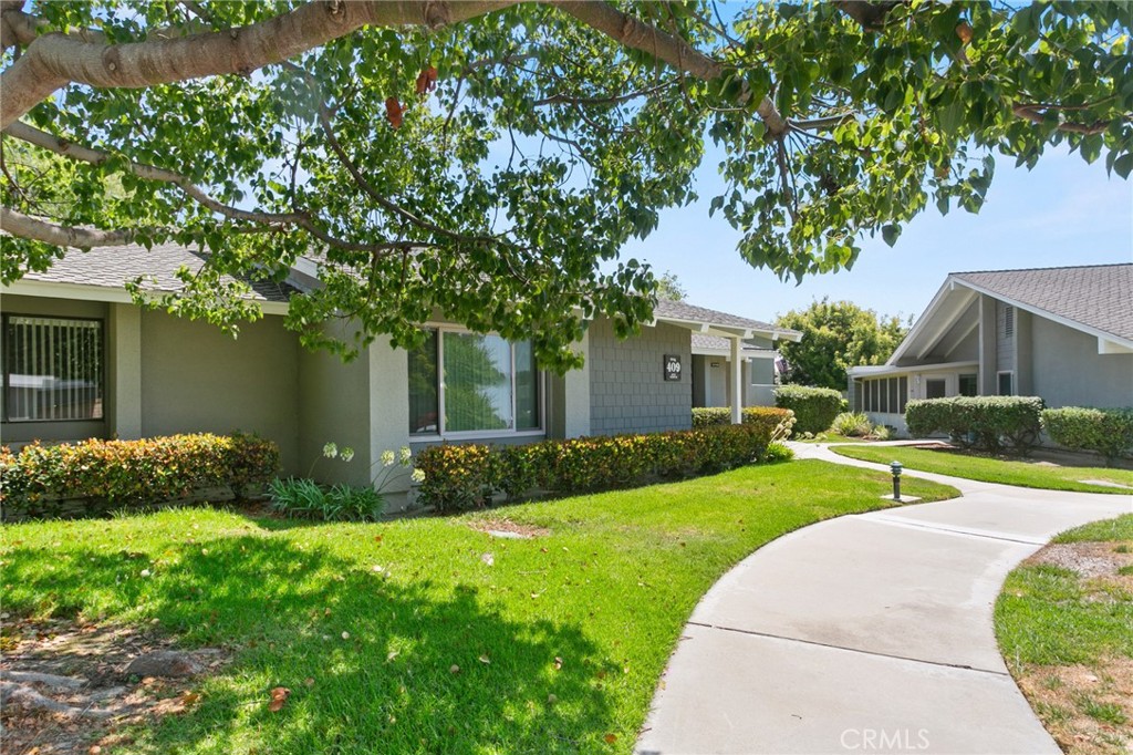 8777 Tulare Drive 409B