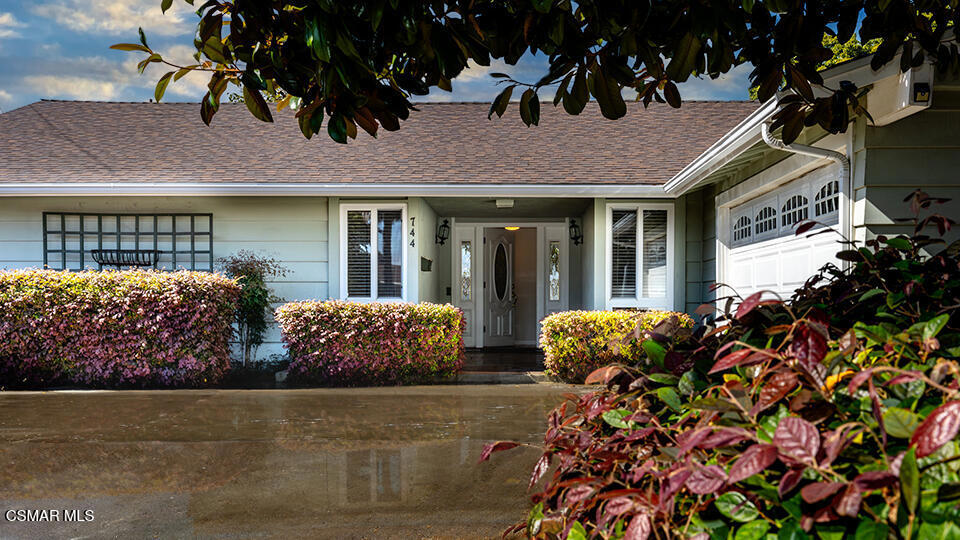 744 Roswell Court