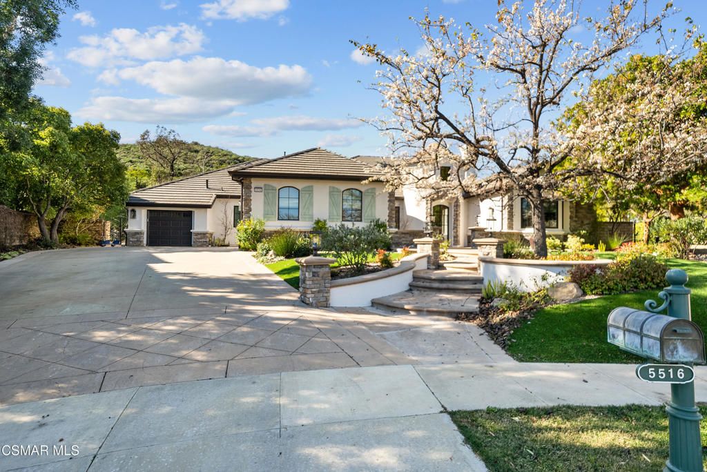 Photo of 5516 Via Olas, Newbury Park, CA 91320 (MLS # 226000206)