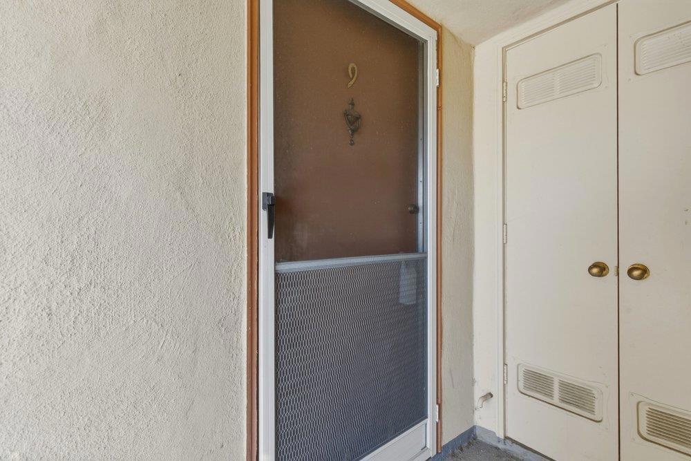 1337 Phelps Avenue 9