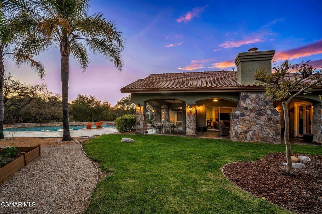 1826 Crystal View Circle
