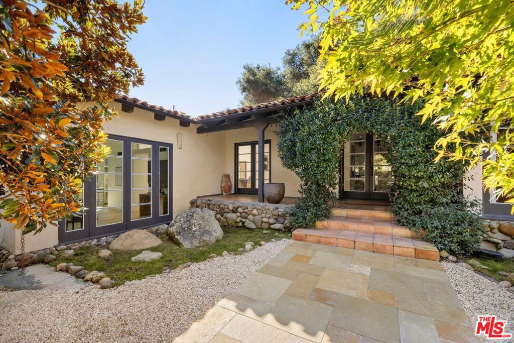 647 Old Topanga Canyon Road