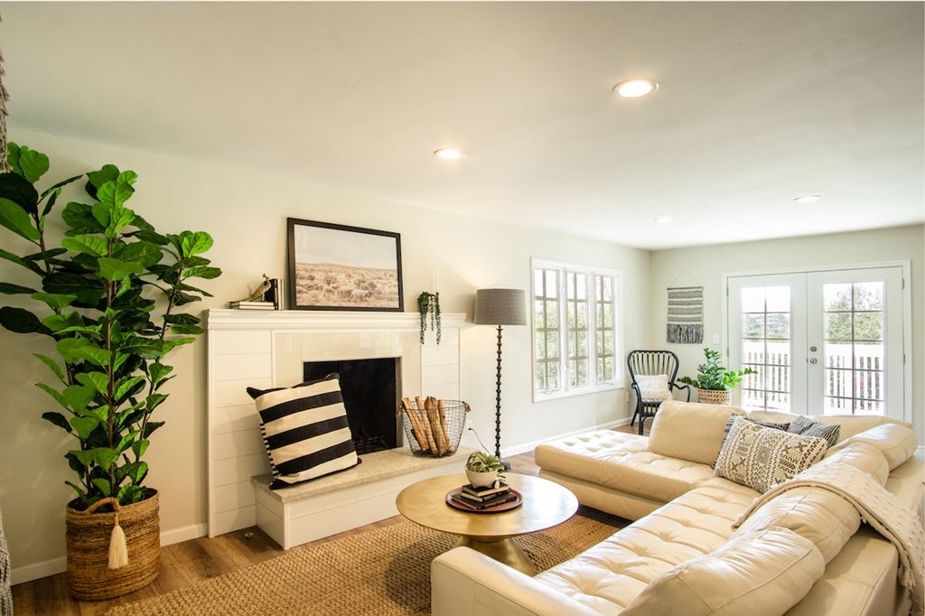 listing image 130726819178945683321