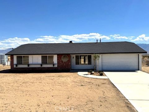 Photo of 36749 Esaw Rd, Lucerne Valley, CA 92356 (MLS # HD26094442)