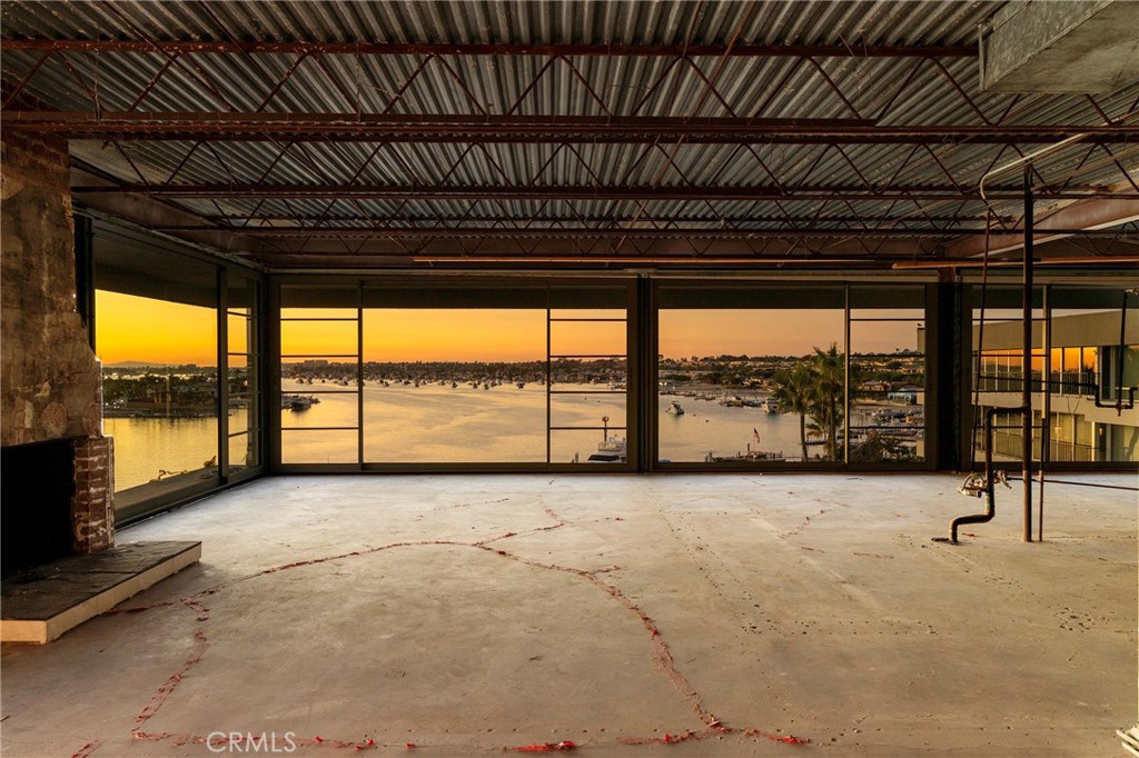 Channel Reef (CREF) - Residential