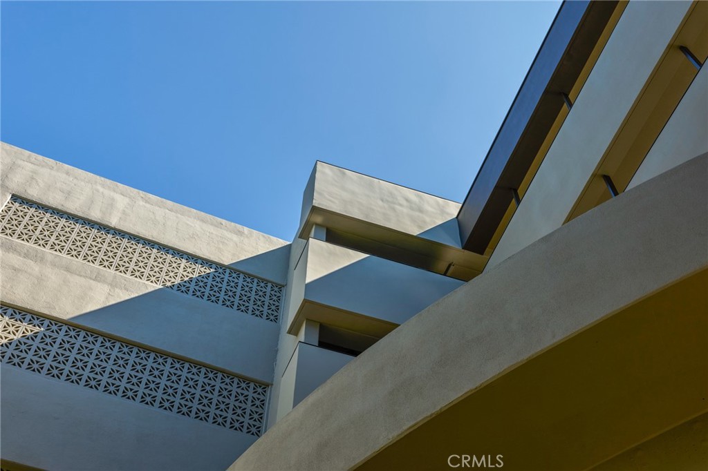 Channel Reef (CREF) - Residential