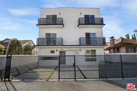 Photo of 5436 Romaine Street, Los Angeles, CA 90038 (MLS # 26657117)