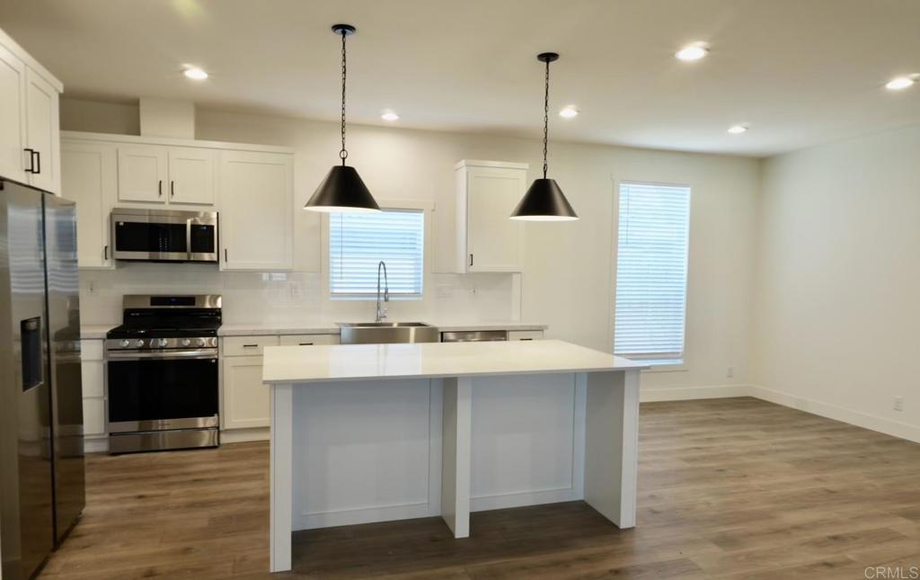 2907 S Santa Fe Avenue 3