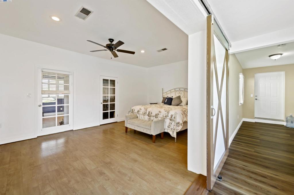 SANTOS RANCH - Residential