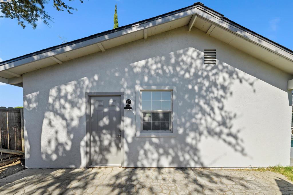 SANTOS RANCH - Residential