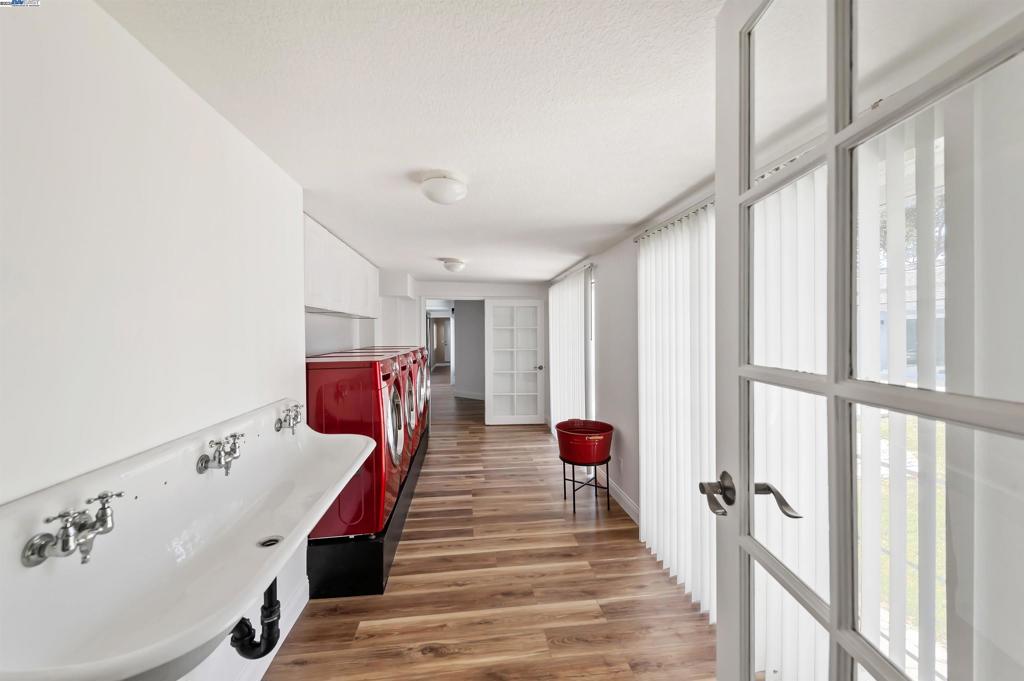 SANTOS RANCH - Residential