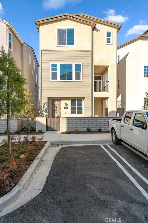 Photo of 231 Heartland Way, Rancho Mission Viejo, CA 92694 (MLS # OC26084449)