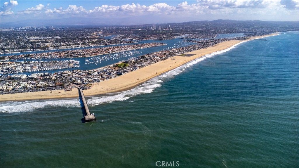 Photo of 107 23rd St, Newport Beach, CA 92663 (MLS # NP25239762)