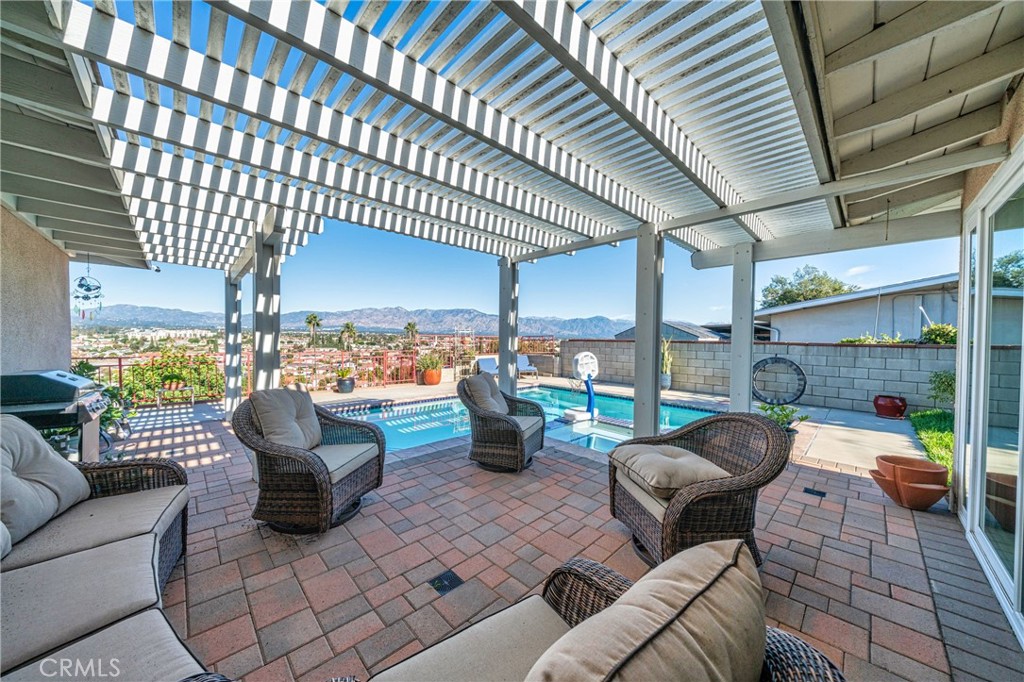 617 S Bradshawe Avenue