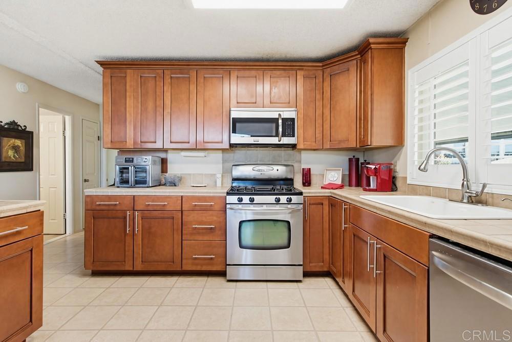 1930 W San Marcos Blvd 172