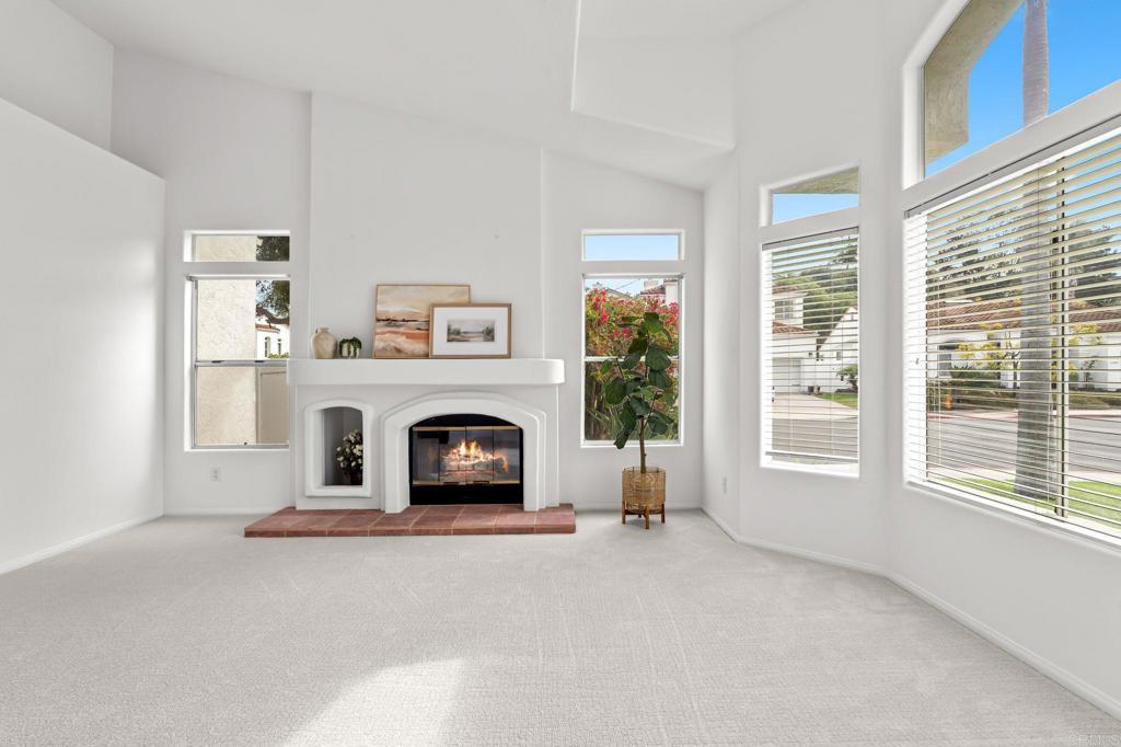 4932 Alameda Drive