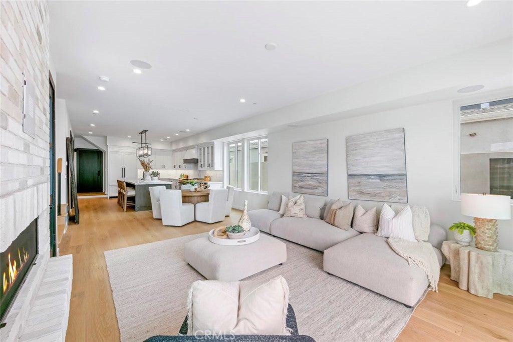 307 14th Street, Huntington Beach CA 92648 - Photo 11
