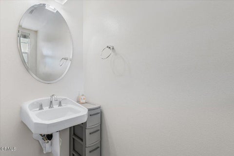 Tiny photo for 3027 N Oxnard Boulevard, Oxnard, CA 93036 (MLS # V1-37184)