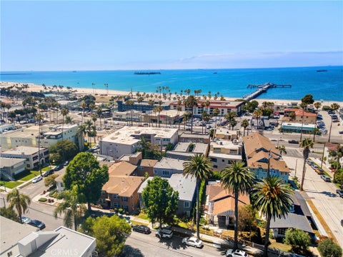 Photo of 3822 E 1st ST #1, Long Beach, CA 90803 (MLS # OC26146415)