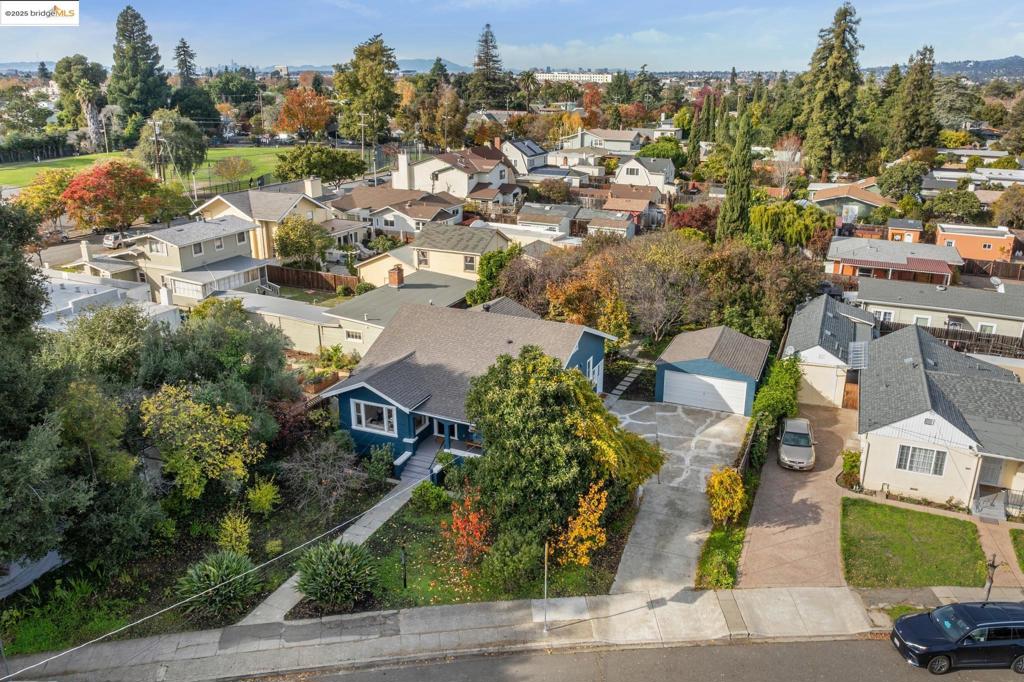 BROADMOOR - Residential