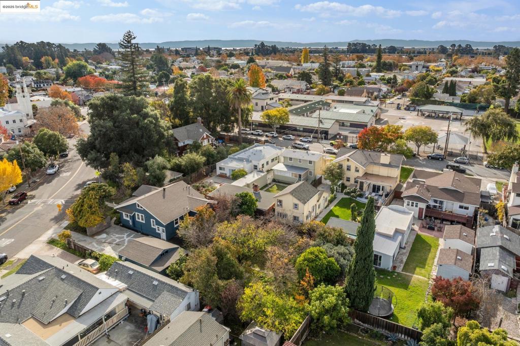 BROADMOOR - Residential