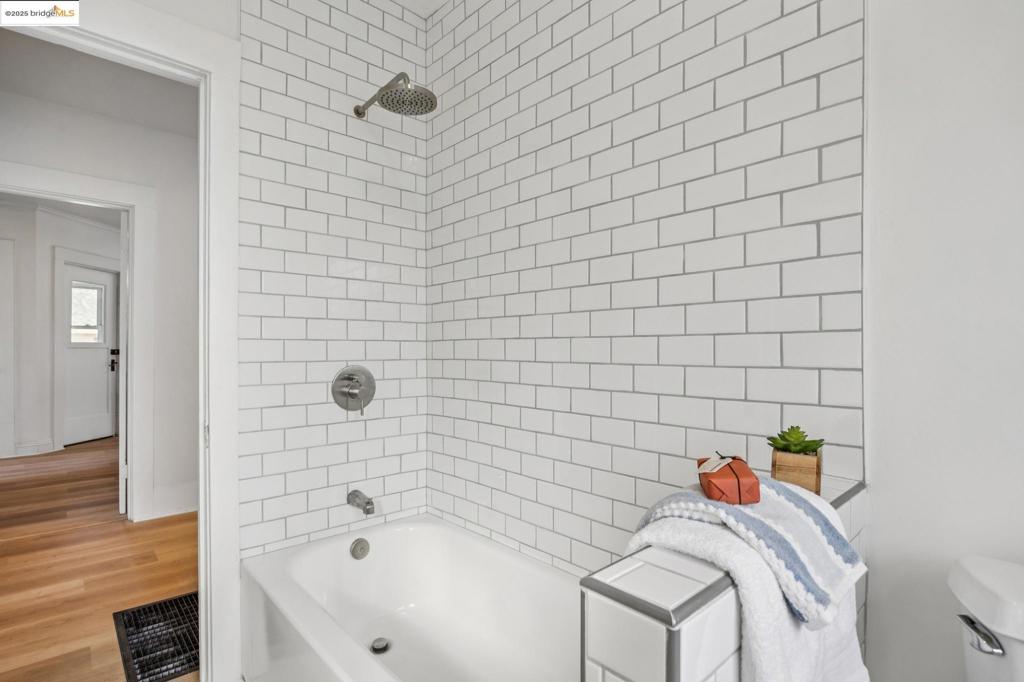 BROADMOOR - Residential