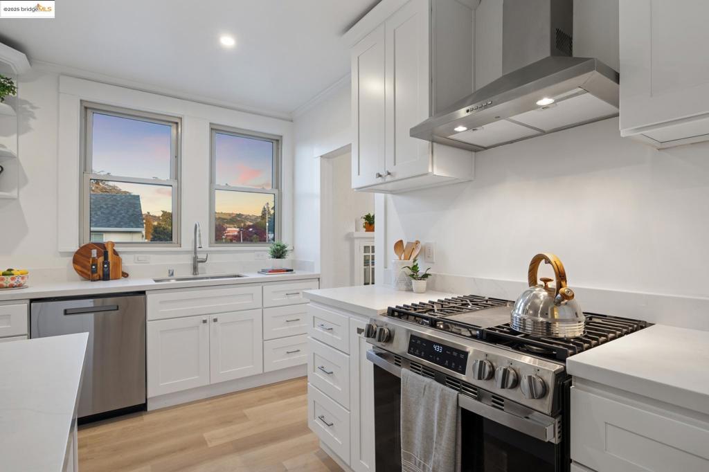 BROADMOOR - Residential