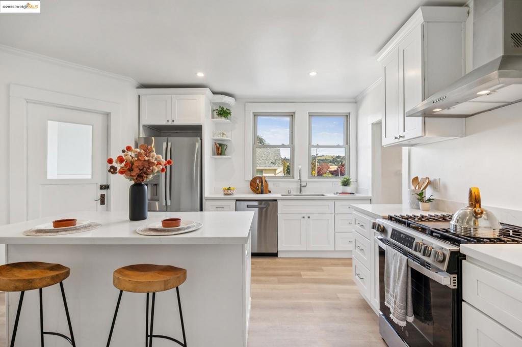 BROADMOOR - Residential