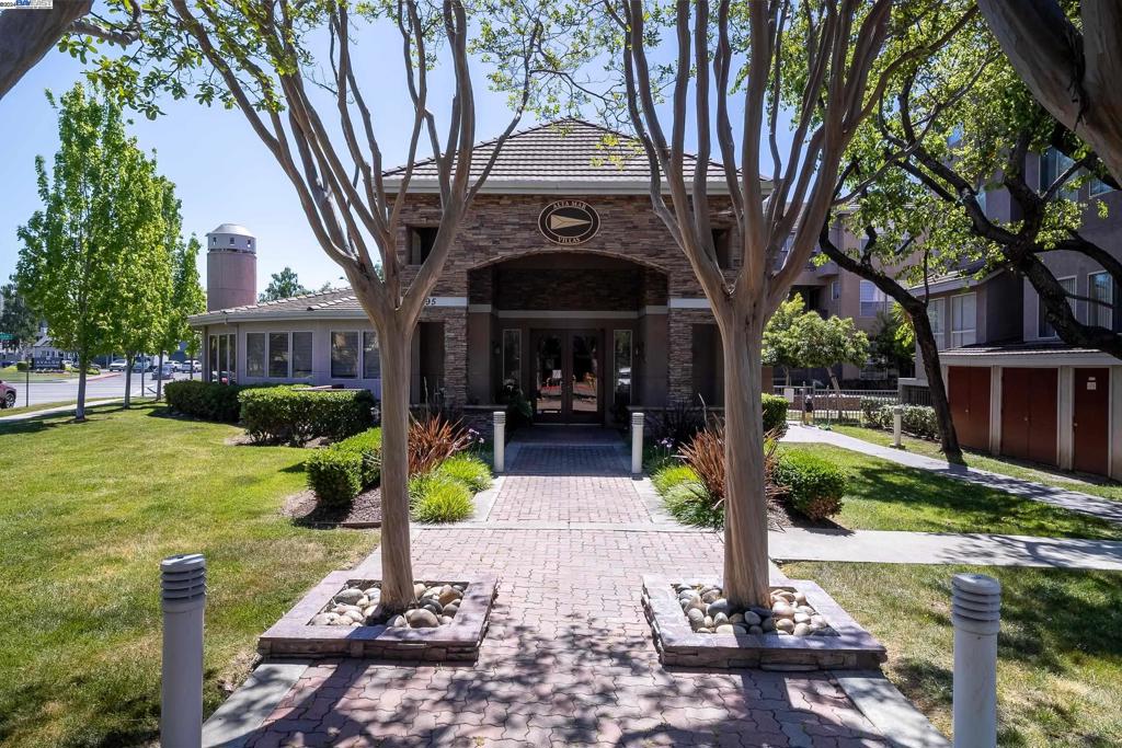 ALTA MAR VILLAS - Residential