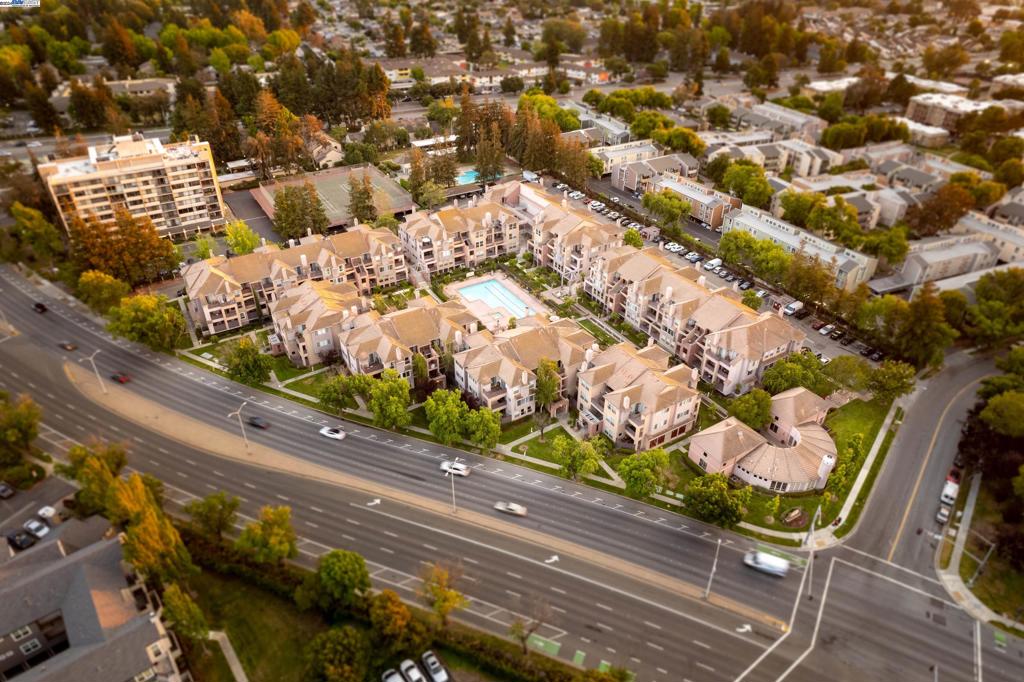 ALTA MAR VILLAS - Residential