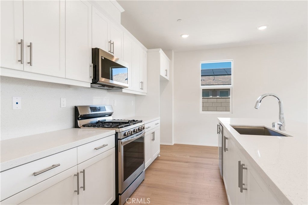 13743 Mesa View Drive