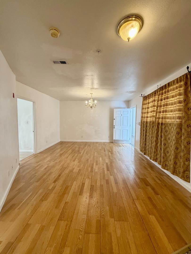 5301 Mission Street 1