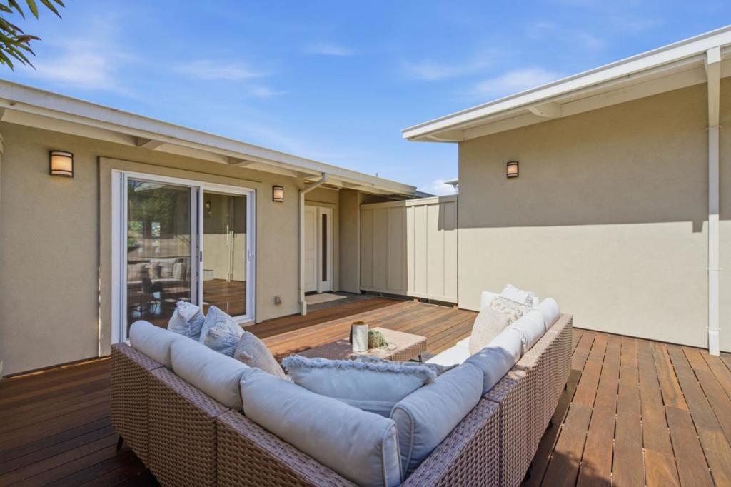 50 Hilltop Drive
