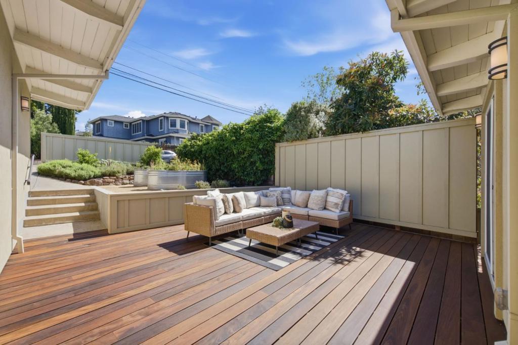 50 Hilltop Drive