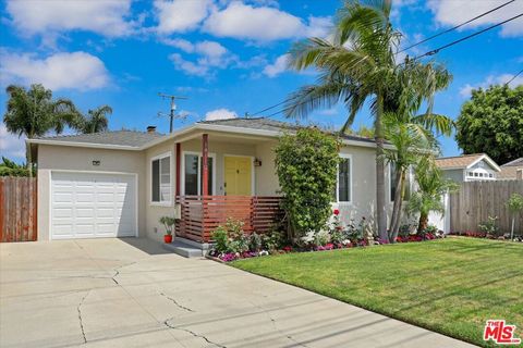 Photo of 14110 Shoup Avenue, Hawthorne, CA 90250 (MLS # 26838703)