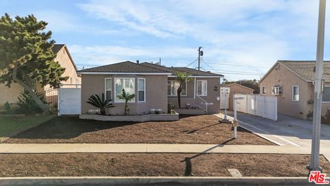 2046 W 112th Street Los Angeles CA 90047