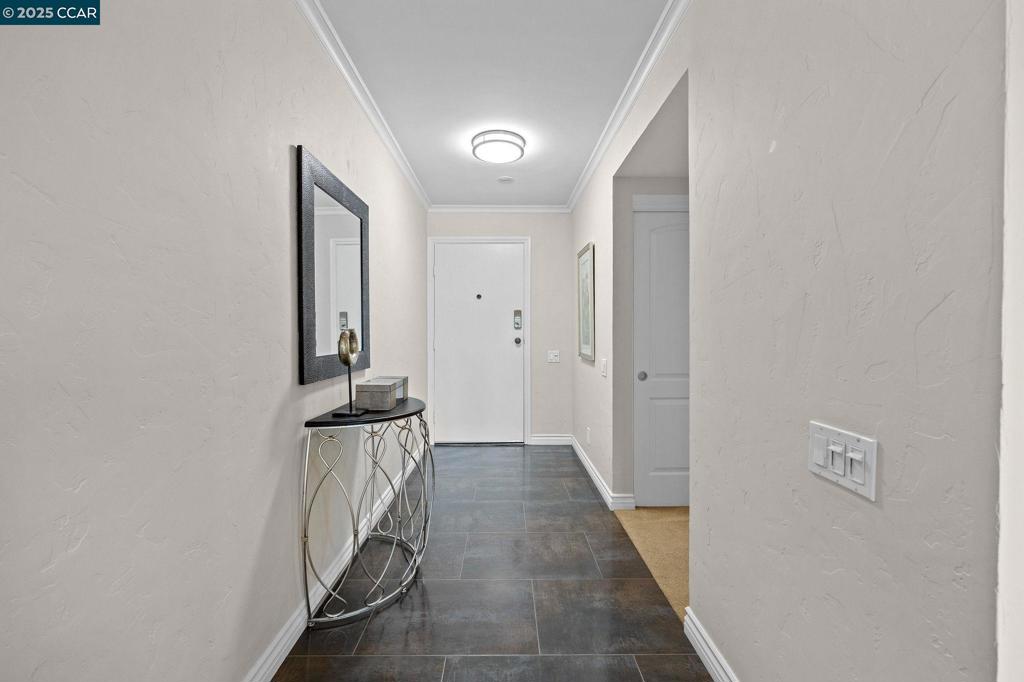 ROSSMOOR - Residential