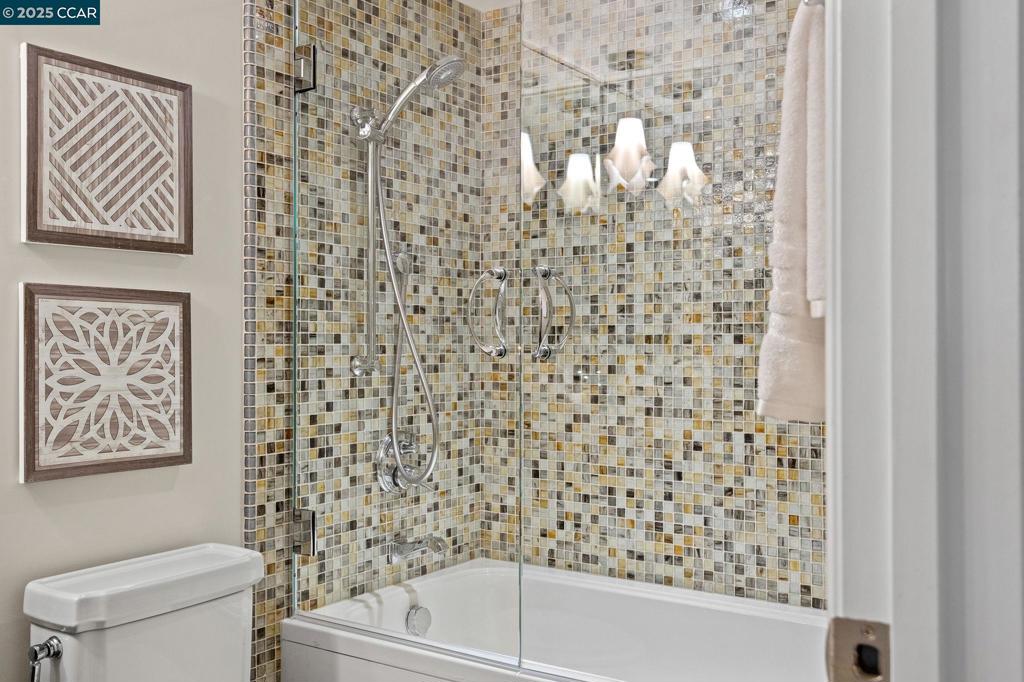 ROSSMOOR - Residential