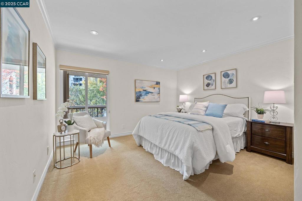 ROSSMOOR - Residential