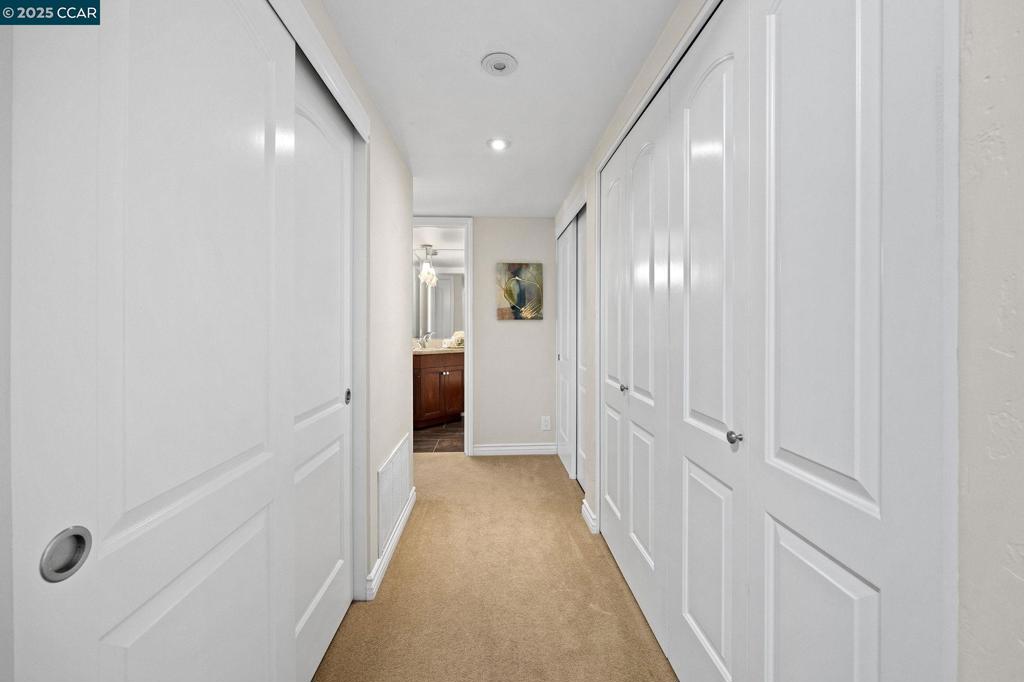 ROSSMOOR - Residential