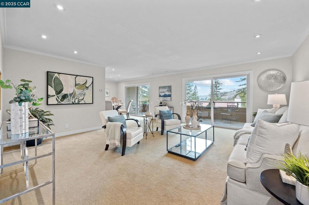 1129 AVENIDA SEVILLA 5B