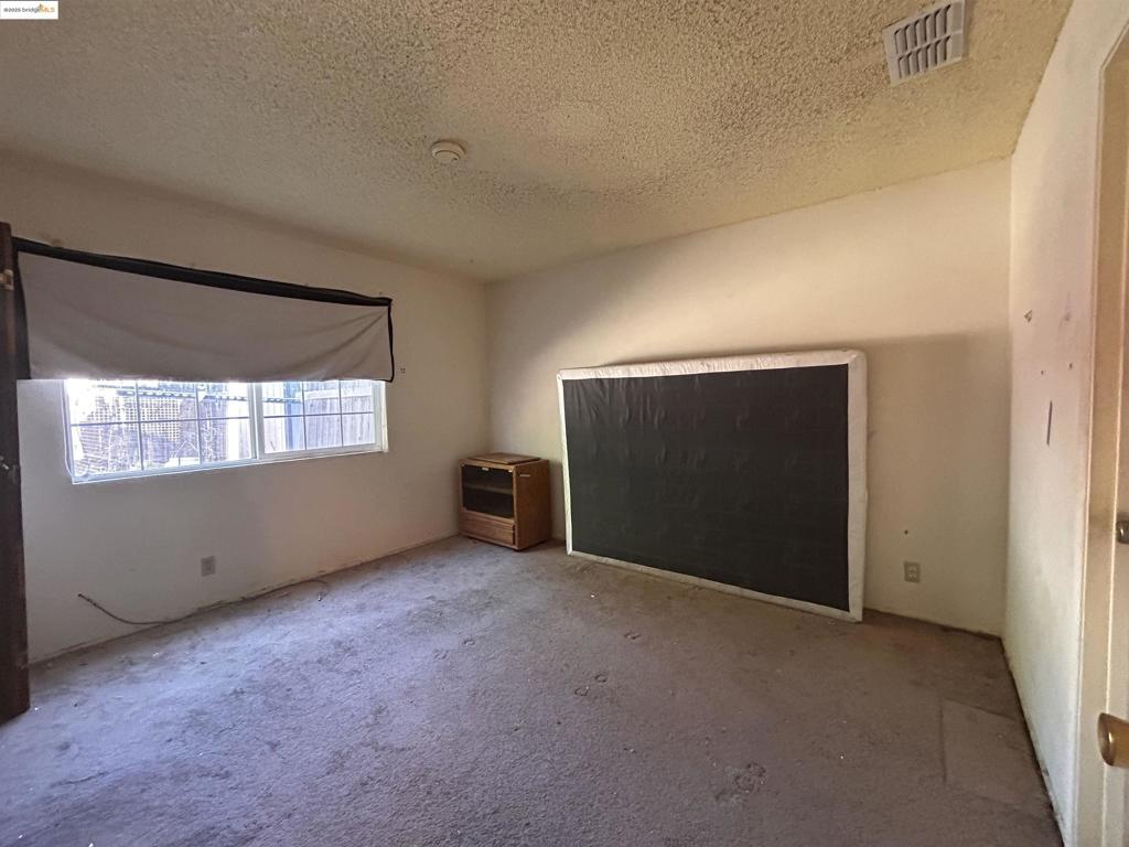 Not Listed - Residential