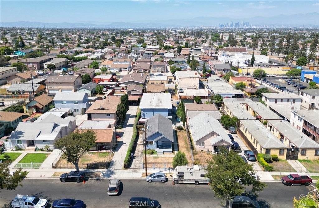 1035 W 107th