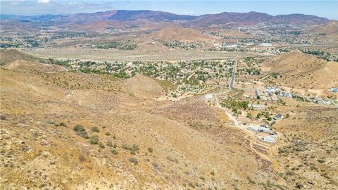 Photo of 6 VIC CALMGARDEN Road, Acton, CA 93510 (MLS # HD25110481)