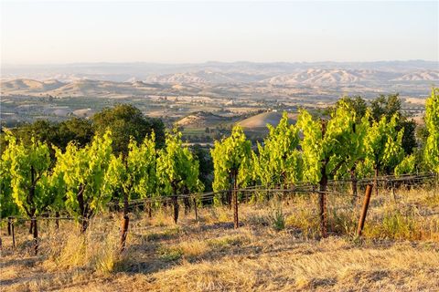 Tiny photo for 2762 Adelaida Road, Paso Robles, CA 93446 (MLS # NS26099588)