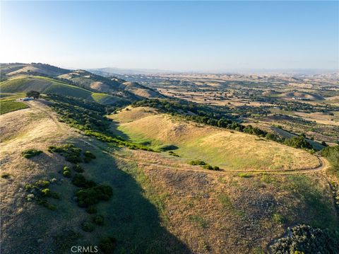 Tiny photo for 2762 Adelaida Road, Paso Robles, CA 93446 (MLS # NS26099588)