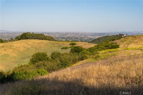 Tiny photo for 2762 Adelaida Road, Paso Robles, CA 93446 (MLS # NS26099588)