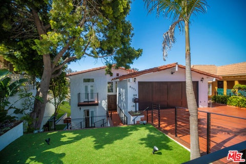 Photo of 8351 Zitola Terrace, Playa Del Rey, CA 90293 (MLS # 26873467)